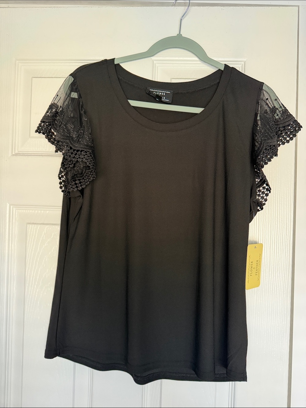 NWT Flower and Feather Black Short-Sleeve Lace Accent Tee
